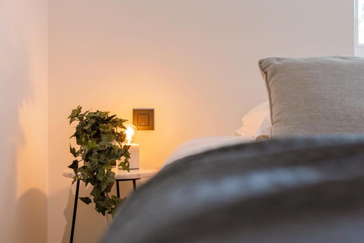 Huswell - Lady - Lovely Double Room At Ranch De Blauwe Zaal Bruges Luaran gambar